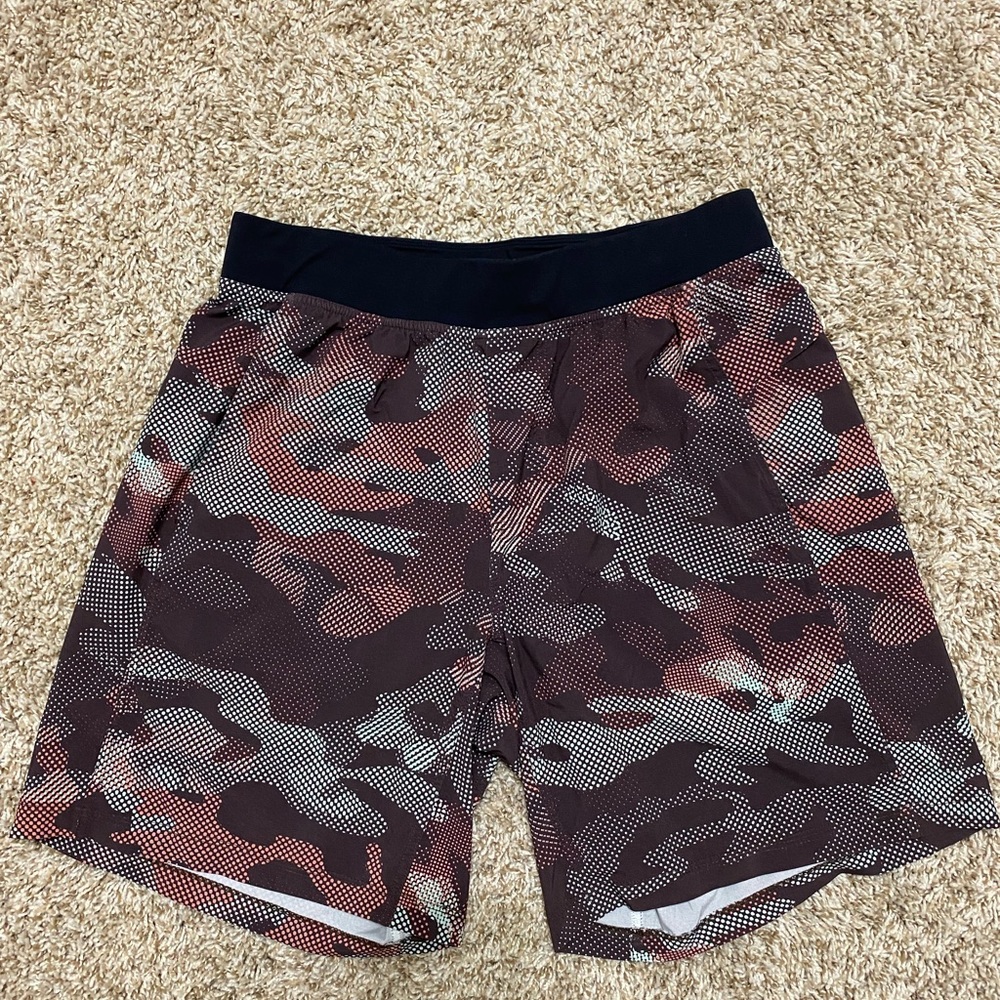 Lululemon 8.5in Shorts